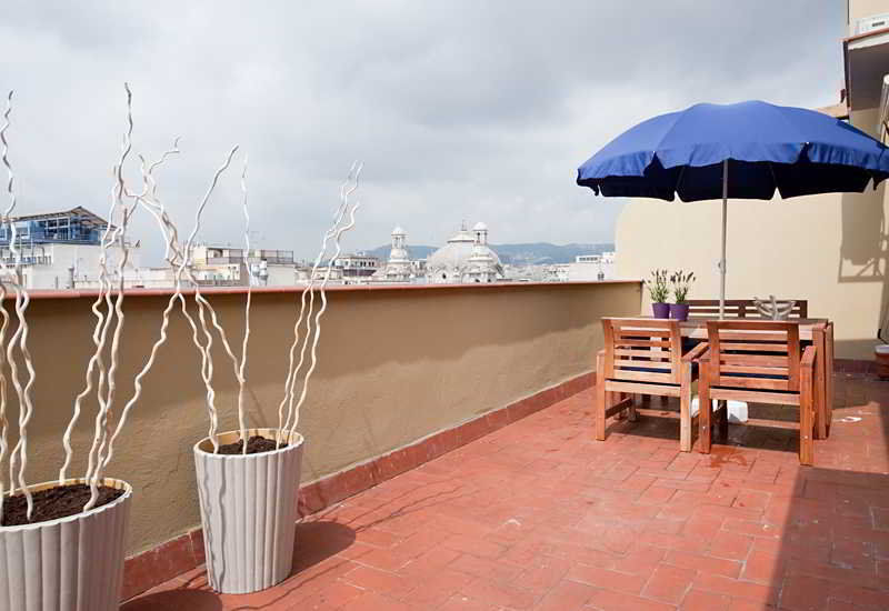 Rent Top Apartments Near Plaza De Catalunya Barcelona Exteriör bild
