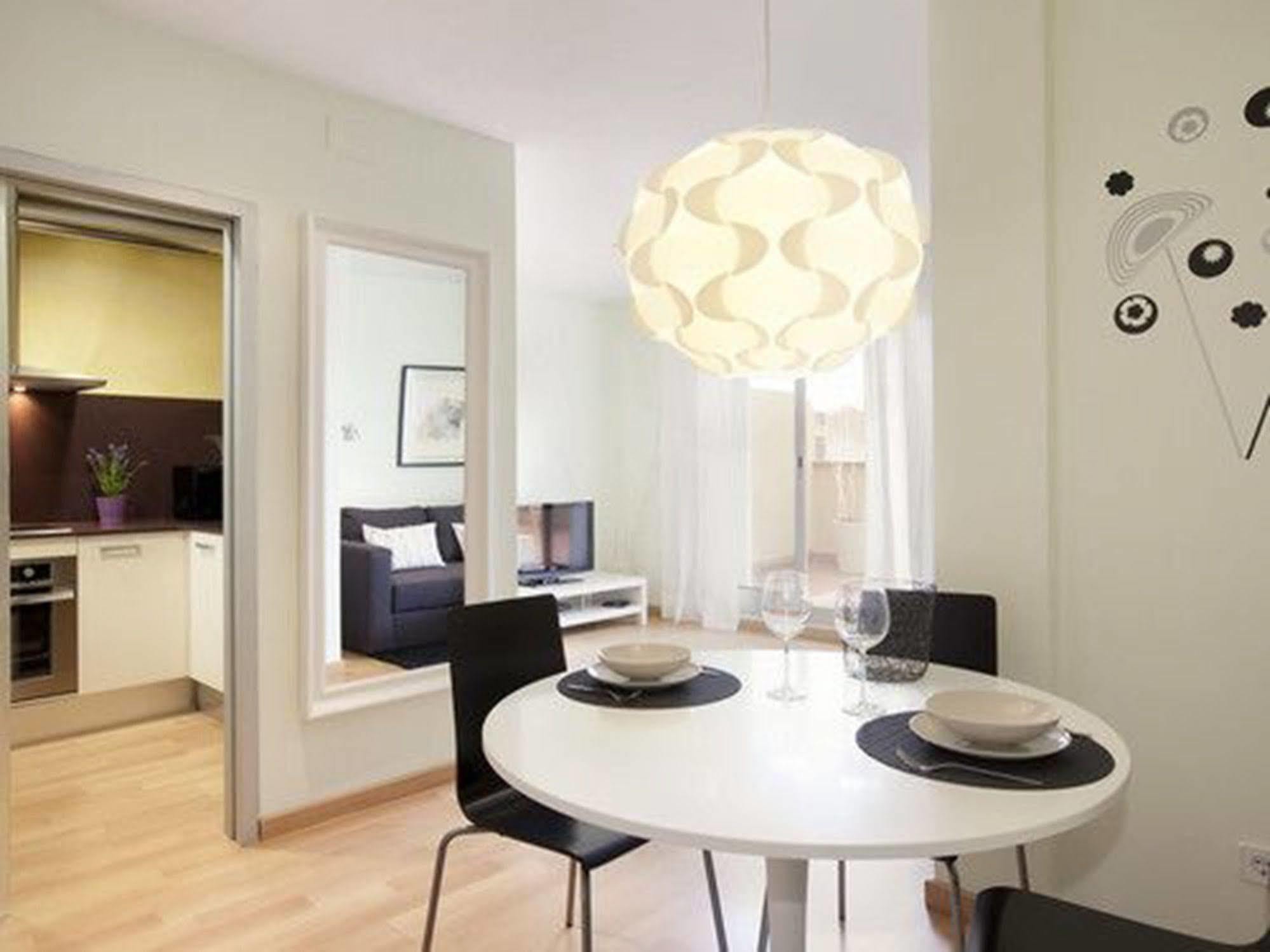 Rent Top Apartments Near Plaza De Catalunya Barcelona Exteriör bild