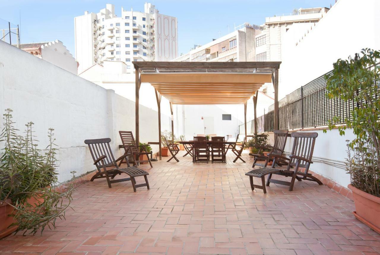 Rent Top Apartments Near Plaza De Catalunya Barcelona Exteriör bild