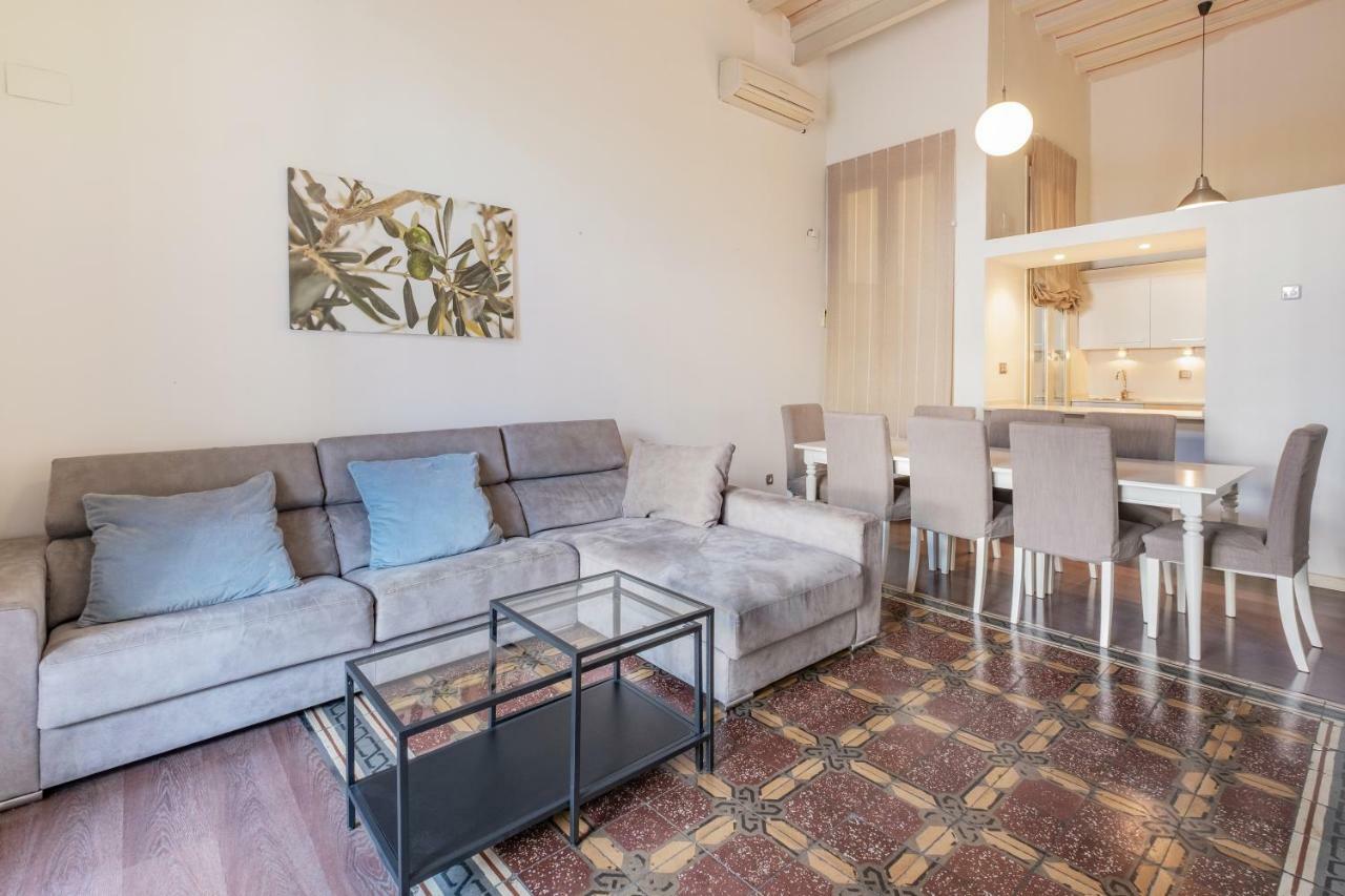 Rent Top Apartments Near Plaza De Catalunya Barcelona Exteriör bild